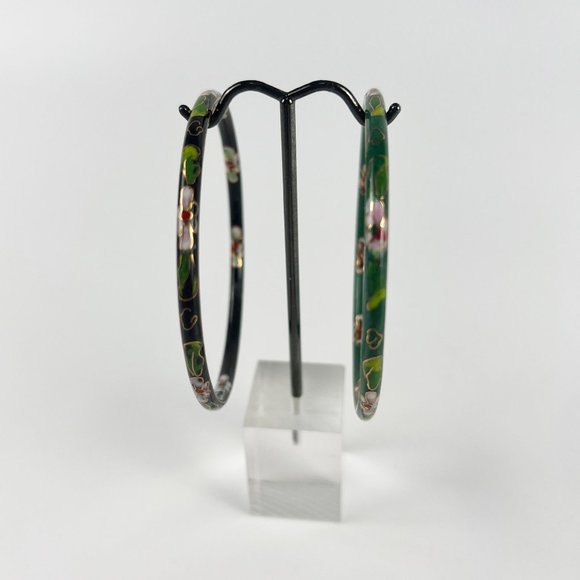 Vintage Pair of Chinese Thin Black Green Cloisonne Enamel Floral Bangles Bracele - Picture 3 of 4